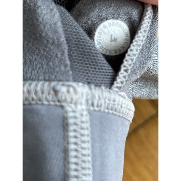 Lululemon Energy Bra Long Line Ice Dye Top Nulux Ice Wash Asphalt Grey Size 4 - Picture 5 of 5